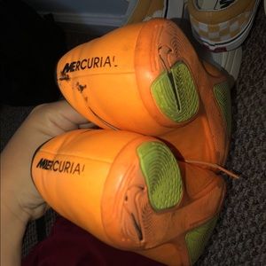 Nike mercurial indoor soccer shoes